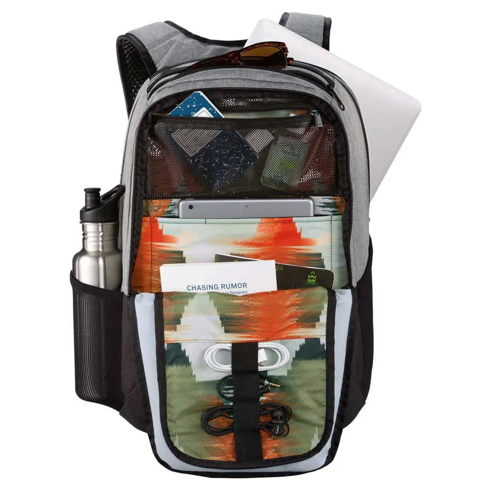 dakine patrol backpack
