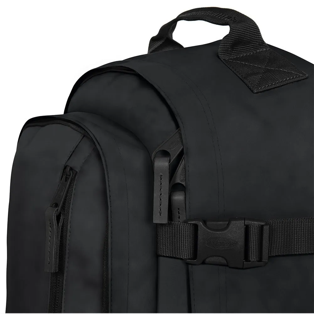eastpak smallker