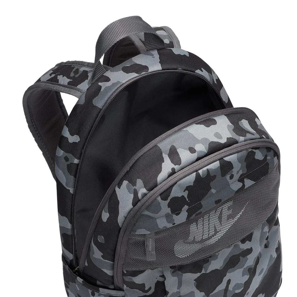 nike sportswear elemental 2.0