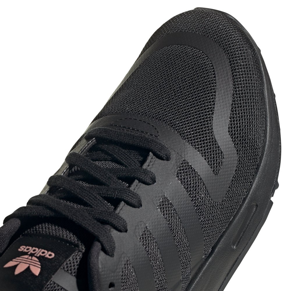 Chaussures adidas originals Formateurs Smooth Runner Core Black / Core Black / Core Black