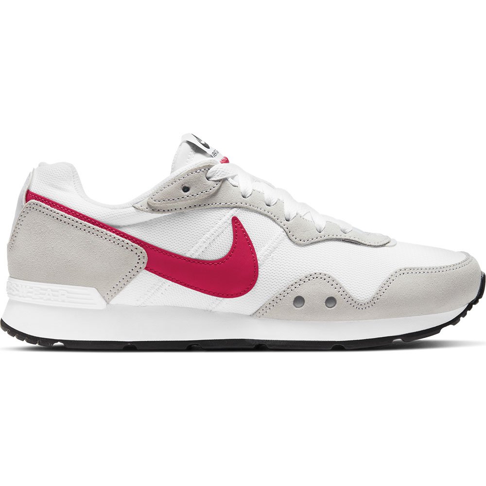 Shoes Nike Venture Runner Trainers White