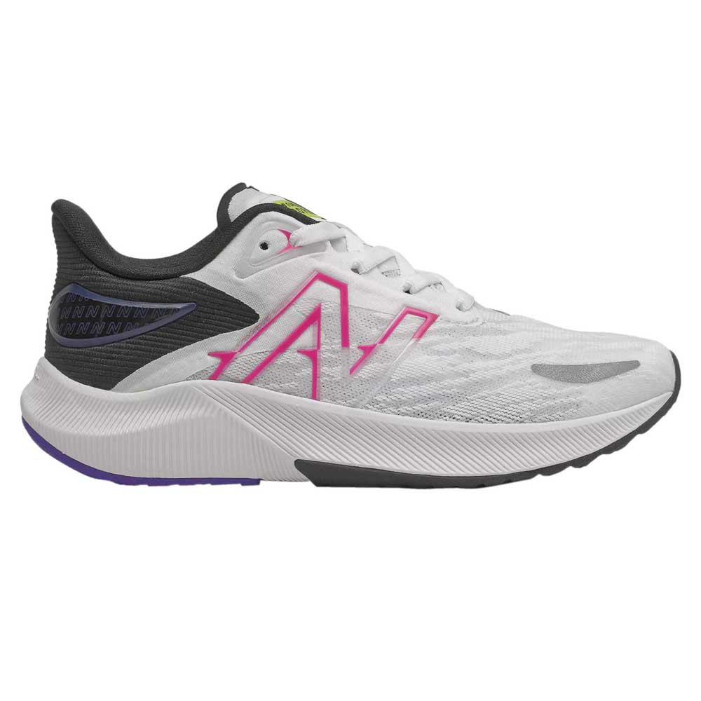 New Balance FuelCell Propel V3 Wide Trainers 