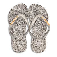 beachy-feet-bewops01-flip-flops