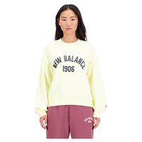 new-balance-sweatshirt-essentials-varsity